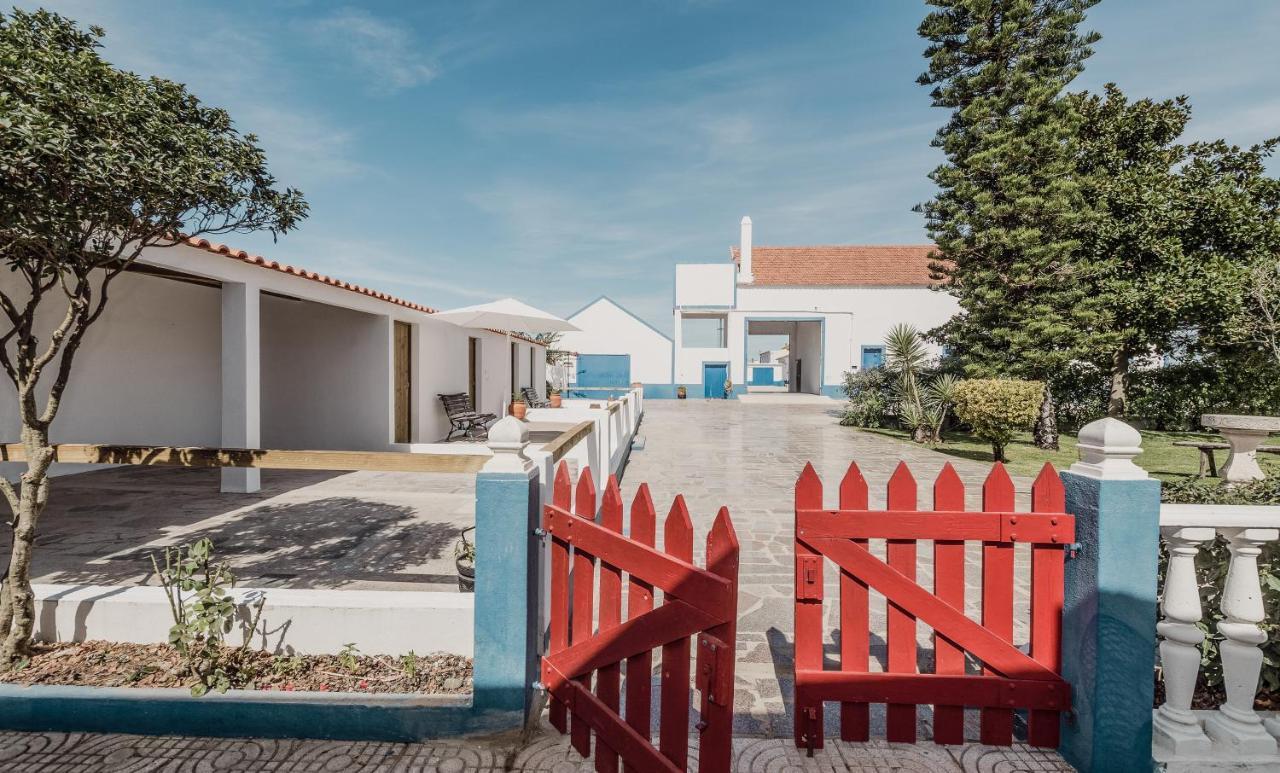 Humus Farm Villa Aguas de Moura Bagian luar foto